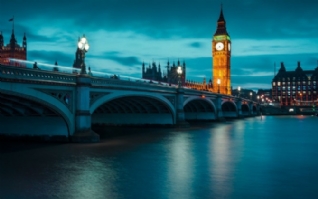 英国伦敦泰晤士河畔电脑风景壁纸